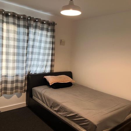Double Bedroom With Ensuite Ilford Zewnętrze zdjęcie